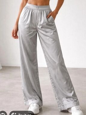 Victoria's Secret Silver Wide-Leg Satin Lounge Pants New Small